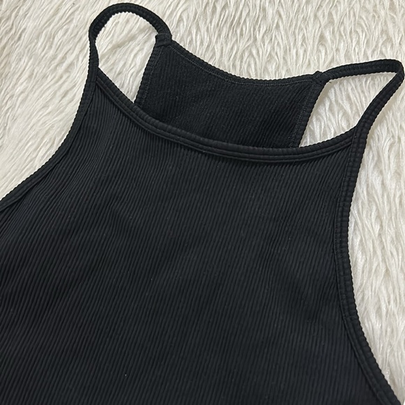 Gap fit black stretchy rib knit top size medium/ large - Picture 2 of 5